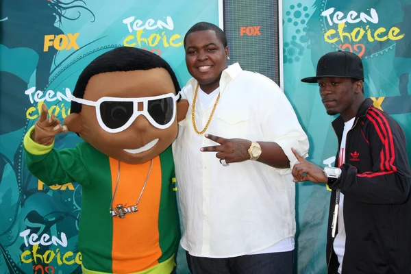 Singer Sean Kingston and guest — Stock Photo, Image