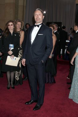 Mads Mikkelsen
