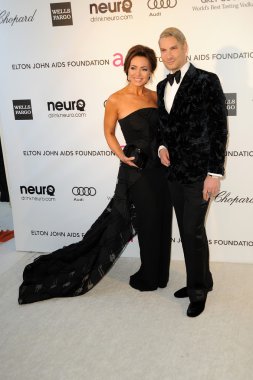 Lisa robertson, cameron gümüş