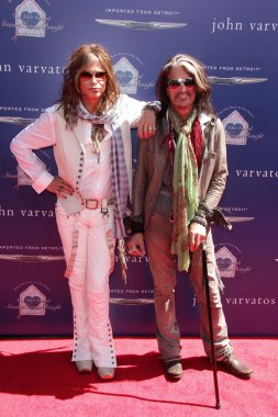 Steven Tyler, Joe Perry