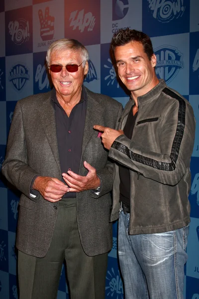 Adam West, Antonio Sabato Jr — Stockfoto