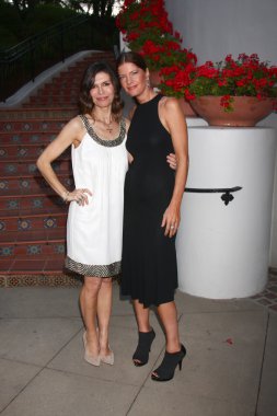 Finola Hughes, Michelle Stafford