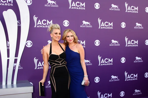 Kaley Cuoco, Ashley Jones — Φωτογραφία Αρχείου