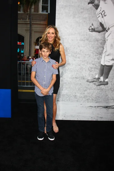 Kim Raver, hijo. — Foto de Stock