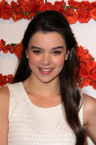 Hailee Steinfeld — Stockfoto