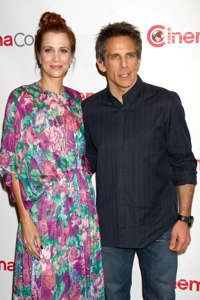 Kristen Wiig, Ben Stiller — Stock Photo, Image