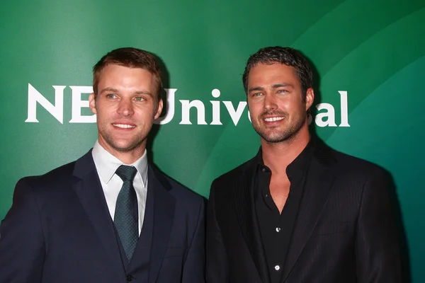 Jesse Spencer, Taylor Kinney — Stock Photo, Image