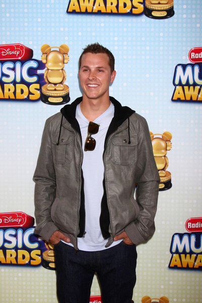 Бейн, Тревор
