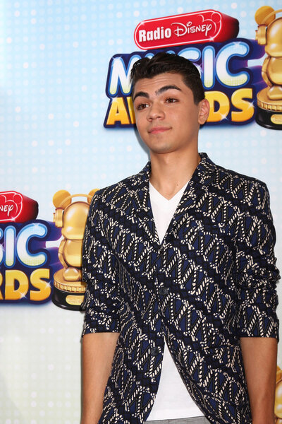 Иригоен, Адам
