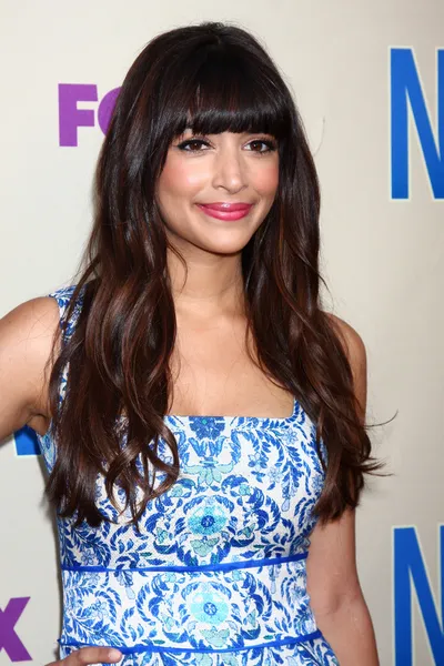 Hannah Simone. — Foto de Stock