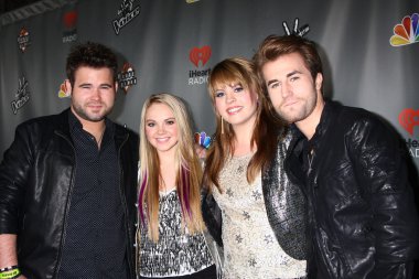 swon kardeşler, danielle bradbery, holly tucker