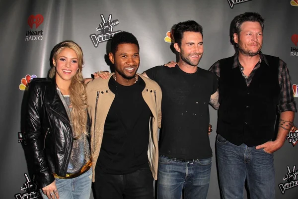 Shakira, Usher, Adam Levine, Blake Shelton — Foto de Stock
