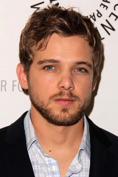 Max Thieriot — 图库照片