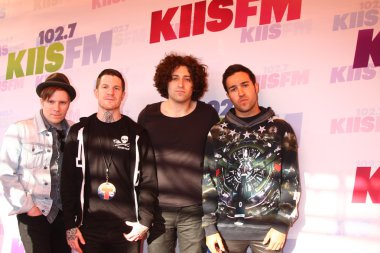 Patrick stump, andy hurley, joe trohman ve pete wentz