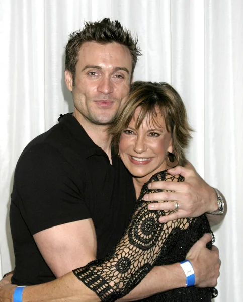 Daniel goddard & jess walton — Zdjęcie stockowe