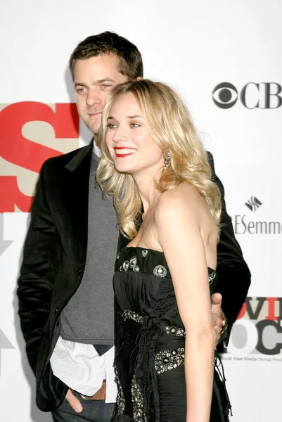 Joshua Jackson & Diane Kruger — Photo