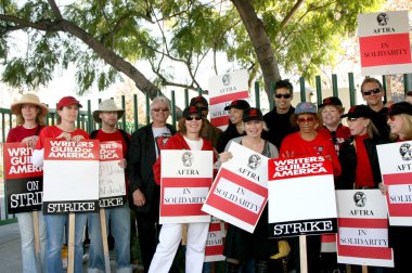 sabun aktörler & yazarlar