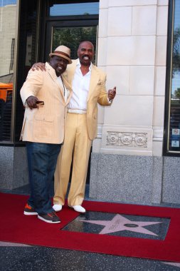 Cedric entertainer, steve harvey