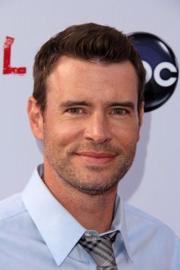 Scott Foley