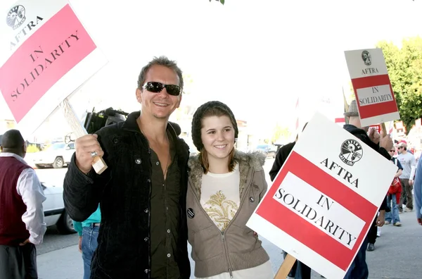 Sebastian Roche & Lindze Letherman — Stock Photo, Image