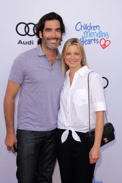 Carter Oosterhouse, Amy Smart — Stock Photo, Image