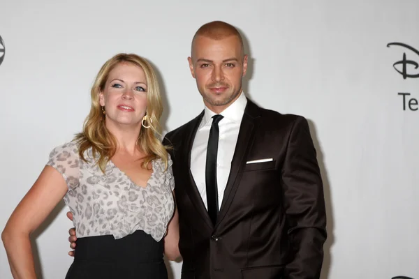 Melissa Joan Hart & Joey Lawrence — Stock Photo, Image