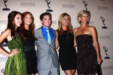 Haley Pullos, Emily Wilson, Kelly Sullivan, Laura Wright
