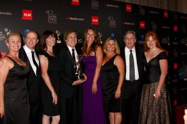 cesur ve güzel oyuncu kadrosu ve üreticileri