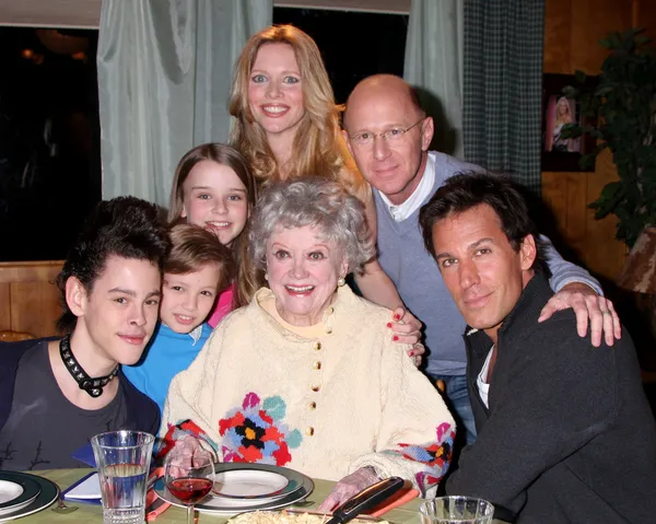 Family Dinner Cast — Stock Photo, Image