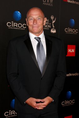 Corbin Bernsen