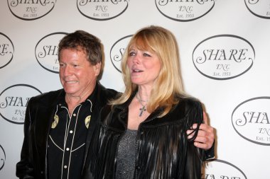 Ryan O'Neal ve Cheryl Tiegs