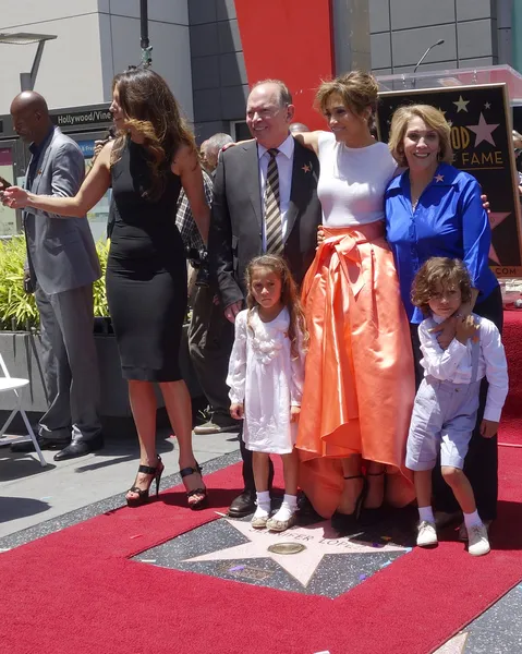 Premio Emmy Anthony, Jennifer Lopez, David Lopez, Lupe López, Max Anthony — Foto de Stock