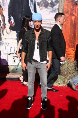 Joey Lawrence