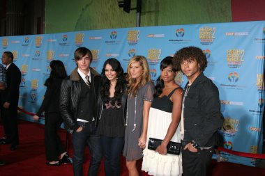 zac efron, vanessa hudgens, ashley tisdale, monique coleman en corbin bleu