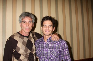 James Michael Gregory ve Greg Rikaart