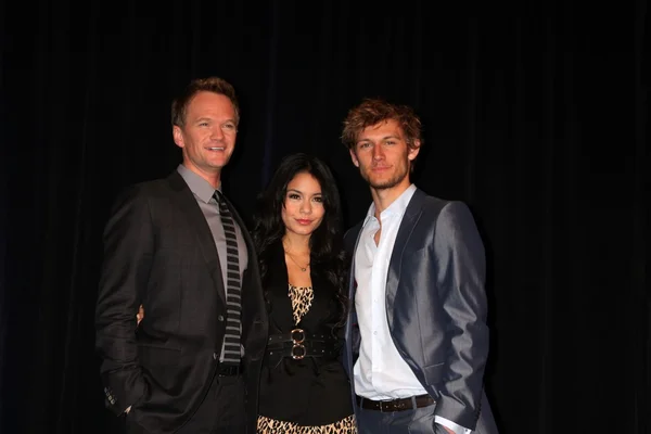 Neil patrcik harris, vanessa hudgens & alex pettyfer o "beastly — Zdjęcie stockowe