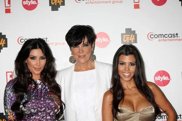 Kim kardashian, kris jenner & kourtney kardashian — Zdjęcie stockowe