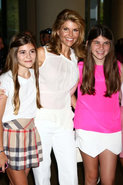 Lori Loughlin, Daughters — Stock Photo, Image