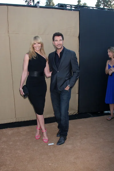 Toni Collette, Dylan Mcdermott — Stock fotografie