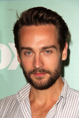 Tom Mison