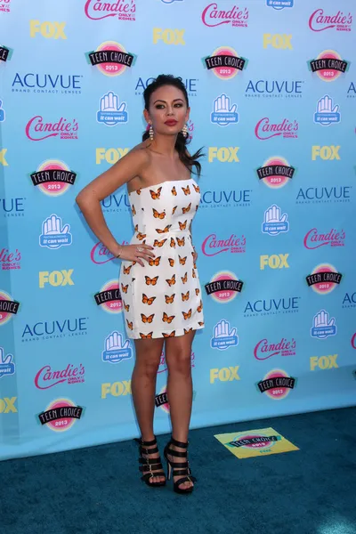 Janel Parrish — Stockfoto