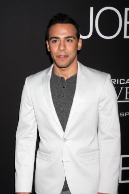 Victor Rasuk