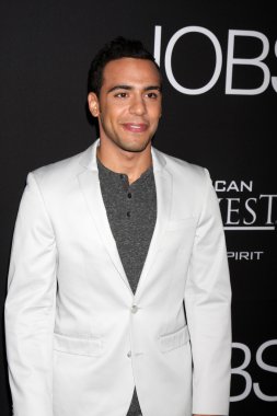 Victor Rasuk