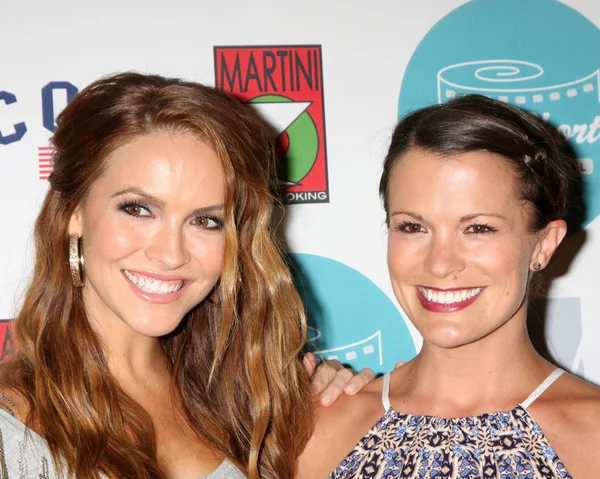 Chrishell Stause, Melissa Claire Egan — Stock Photo, Image