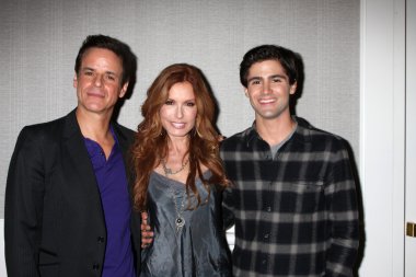 Hıristiyan leblanc, tracey bregman, max ehrich
