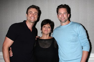 Daniel Goddard, Jill Farren Phelps, Michael Muhney