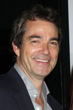 Jon Tenney