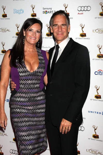 Chelsea veld, scott bakula — Stockfoto