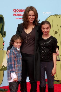 Bodhi Russell Silberling, Amy Brenneman, Charlotte Tucker Silberling