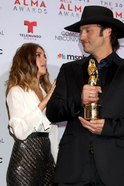 Jessica Alba, Robert Rodriguez — Stock Photo, Image